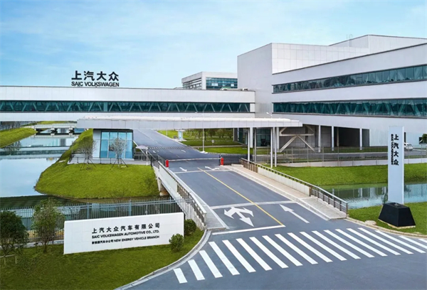 品牌丨合资品牌销冠续写传奇：上汽大众以"油电并进"迎战2025