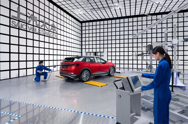 品牌丨合资品牌销冠续写传奇：上汽大众以"油电并进"迎战2025