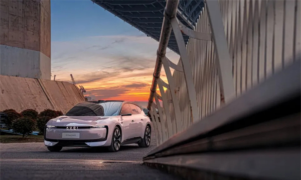 金九银十，上汽多赛道"爆单"背后的两条主线脉络