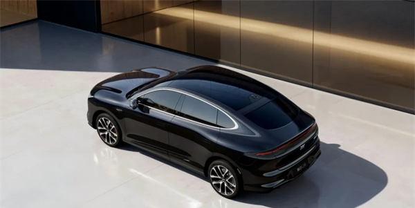 金九银十，上汽多赛道"爆单"背后的两条主线脉络