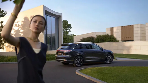 上汽，奔流不息