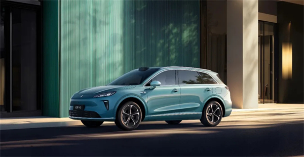 尚界H5揭开神秘面纱，这会是年轻人的第一辆鸿蒙智行么？