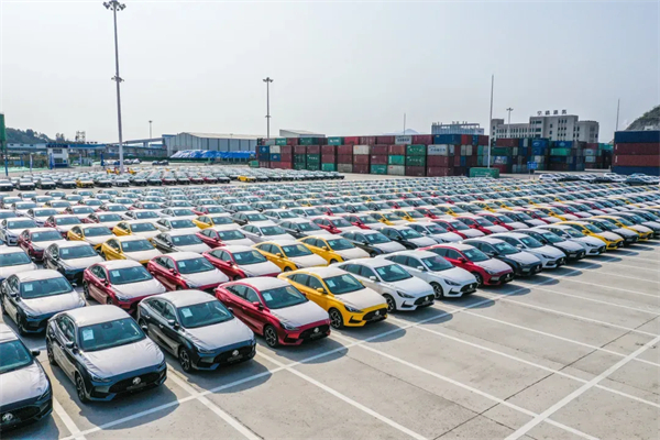 上汽何以成为中国车企出海的“老船长”？