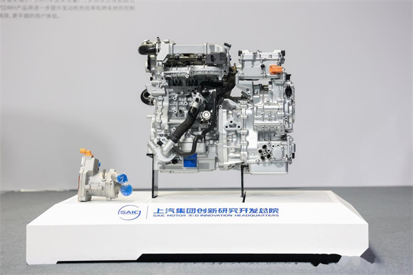 开放进取、持续突围，智能汽车时代上汽开始掌握主动权