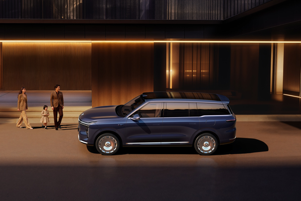 33.69万元起，上汽旗舰•智己LS9正式开启预售 以全球巅峰科技，颠覆30万级大六座SUV格局