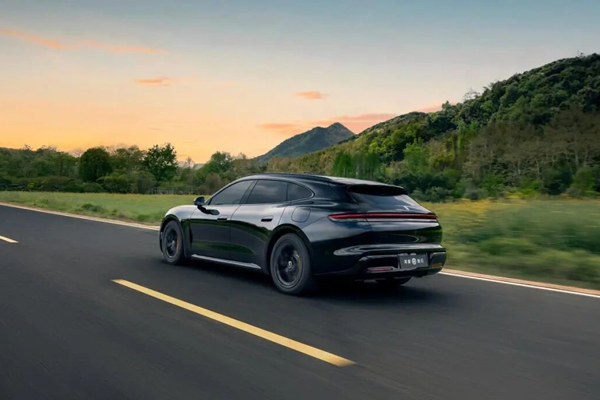 当智能电动进入“品质豪华时代”，车展直击尚界Z7/Z7T！