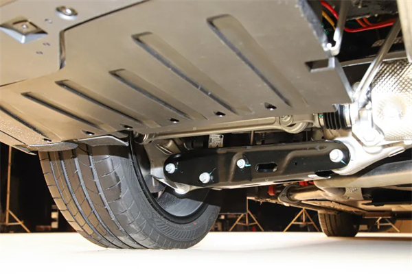 29.98万起！大众旗舰ID.ERA 9X正式上市，1600km续航+空气悬架+Momenta R7大模型