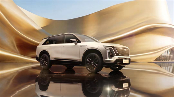 46.88万起！凯迪拉克VISTIQ正式入华！搅局豪华大六座市场？