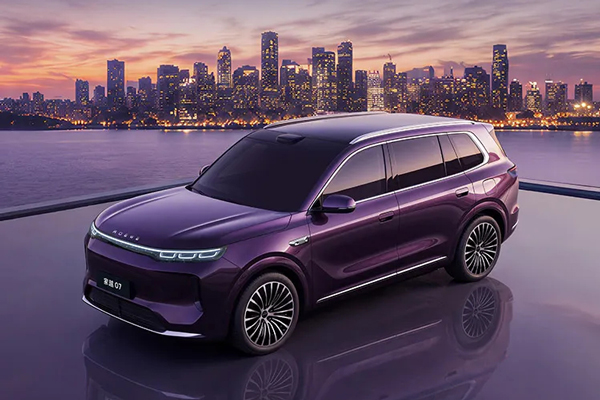 家越07预售价13.78万元起，一辆配置够多、车子够大的SUV，荣威路子走对了